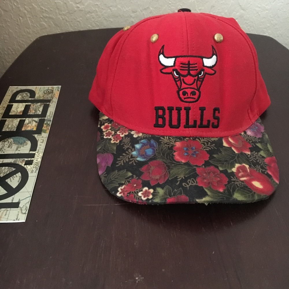 Custom   CHicago bulls SnapBack